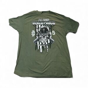 New Five Finger Death Punch Tour Gift T-shirt  Size 2X - Brand New